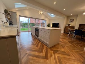 Photo 21- click for photo gallery